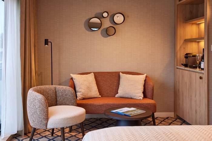 Viva Cruises Viva Two - Suite 1.jpg